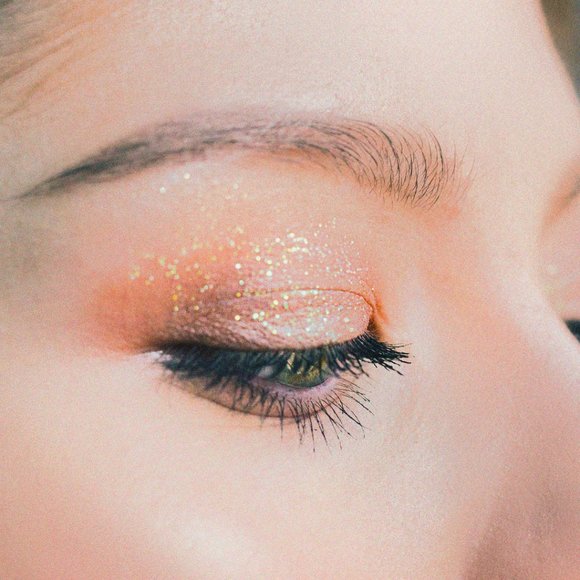 Lavender Stardust Goldie Roll-On Shimmer - Picture 2 of 2